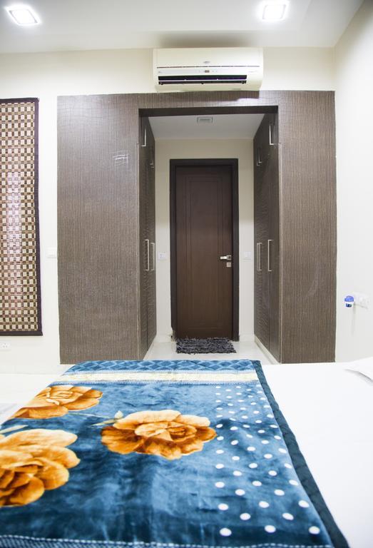 The Mulberry House Bed & Breakfast Yeni Delhi Dış mekan fotoğraf